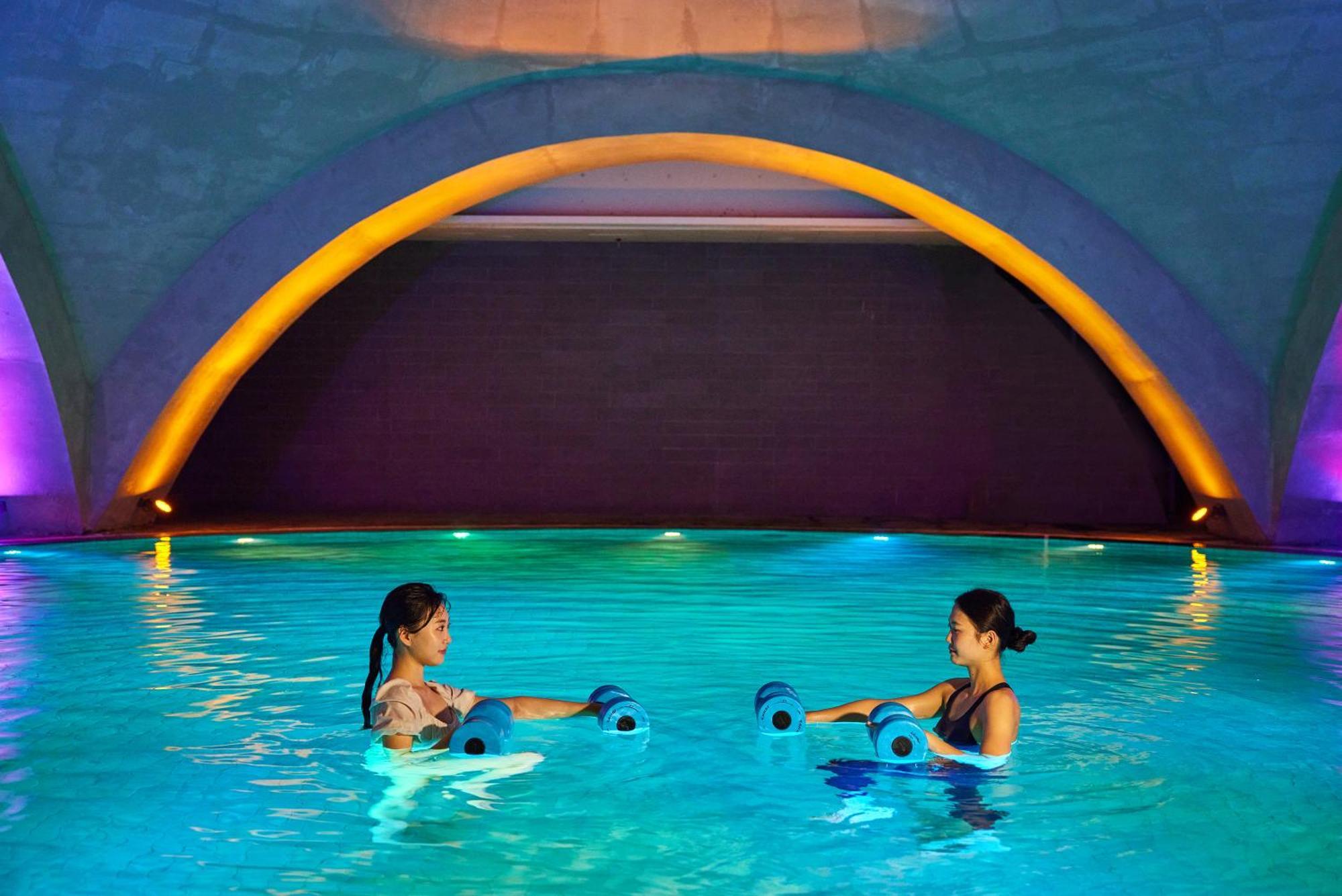 We Hotel Jeju Seogwipo Ngoại thất bức ảnh