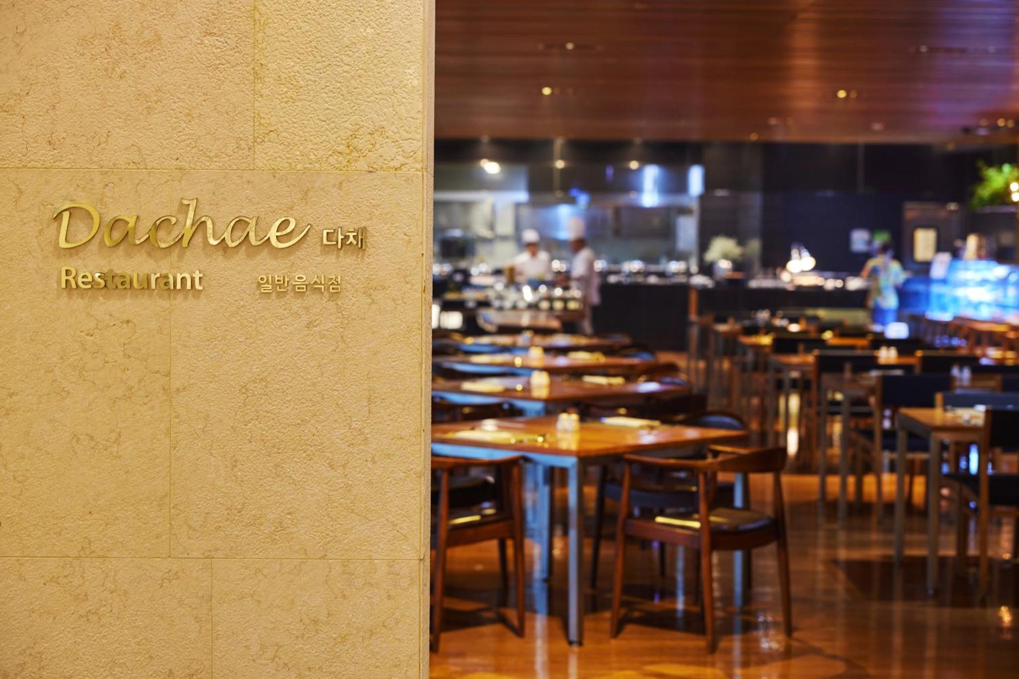 We Hotel Jeju Seogwipo Ngoại thất bức ảnh