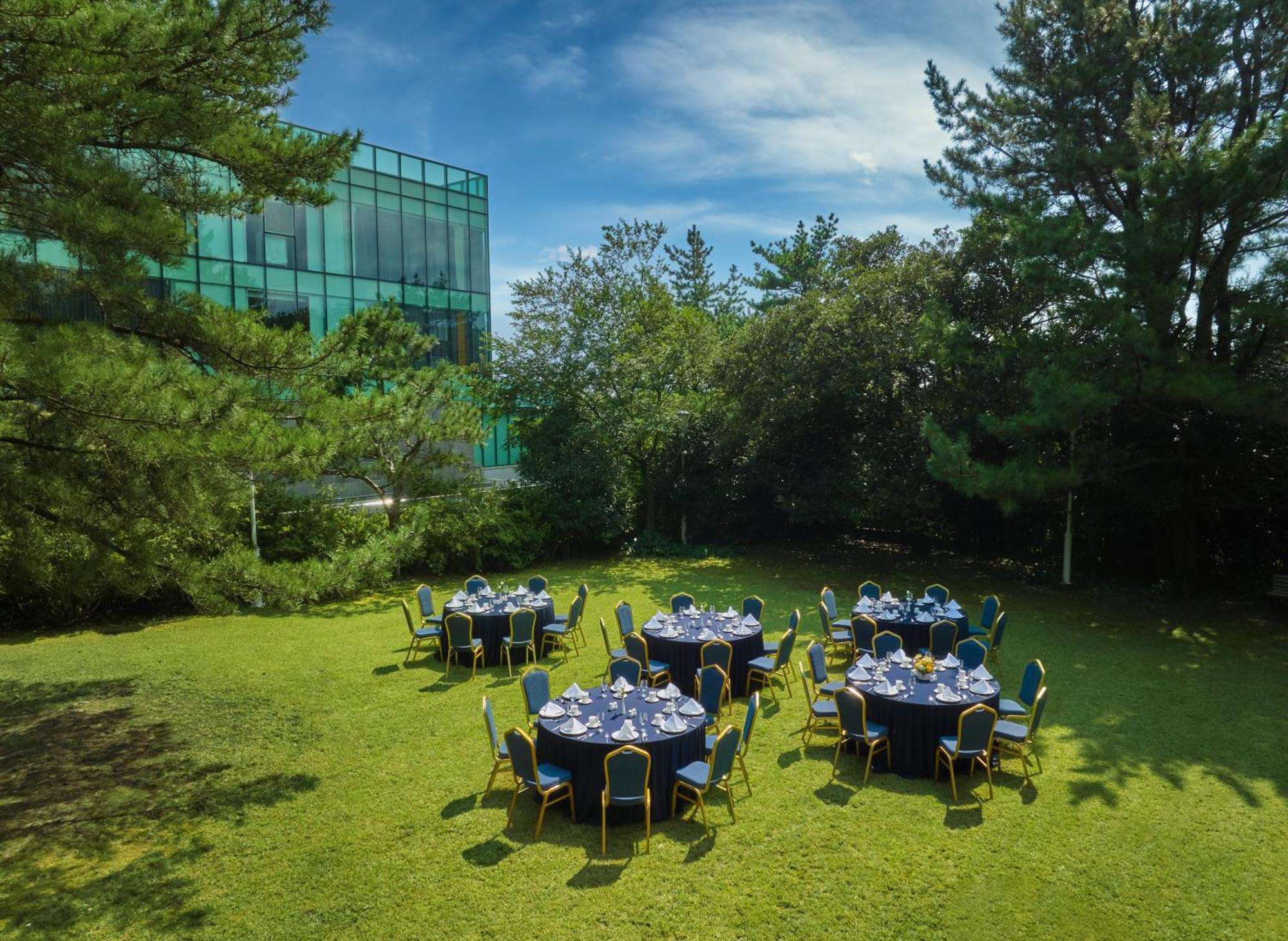 We Hotel Jeju Seogwipo Ngoại thất bức ảnh