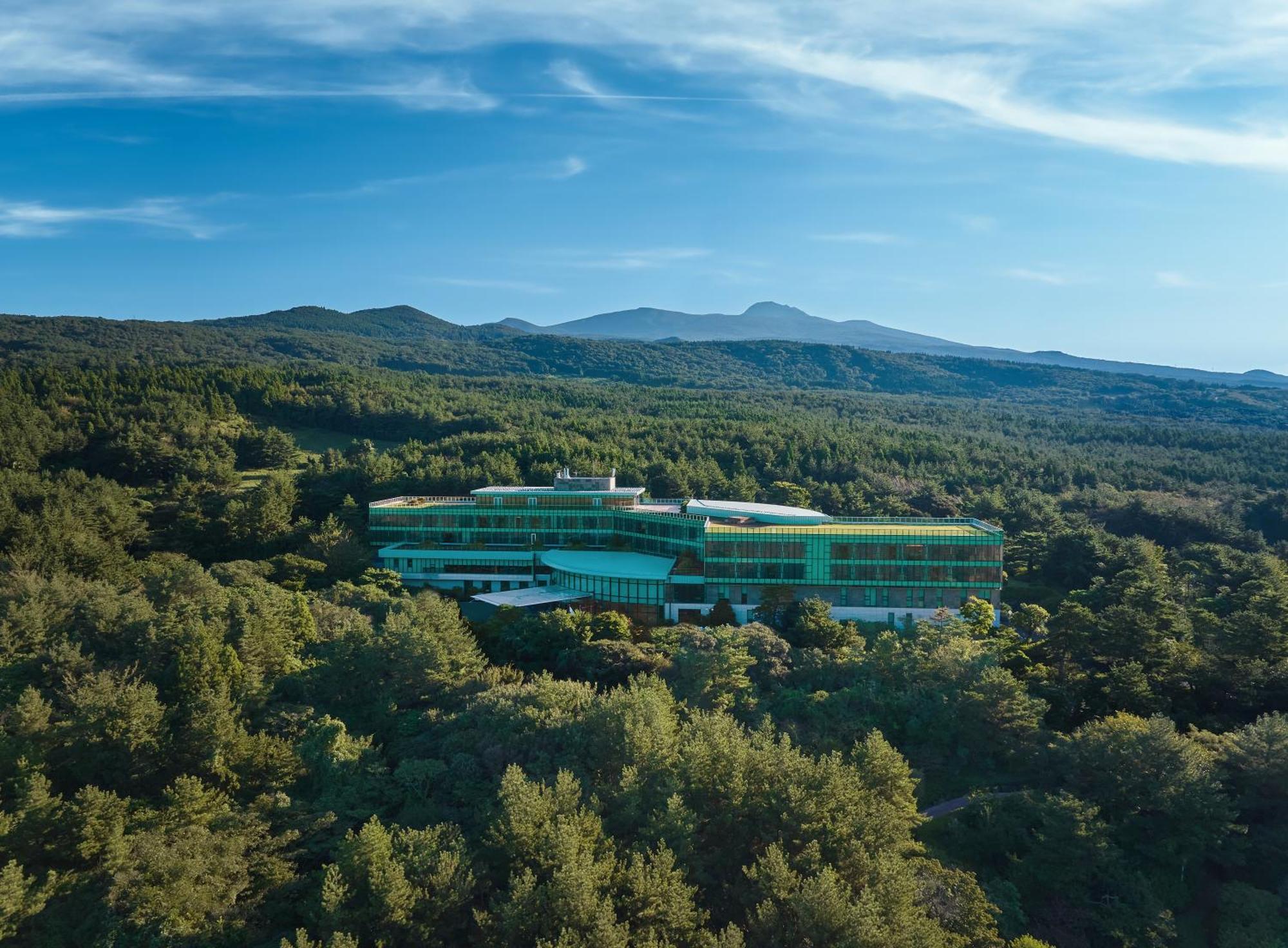 We Hotel Jeju Seogwipo Ngoại thất bức ảnh